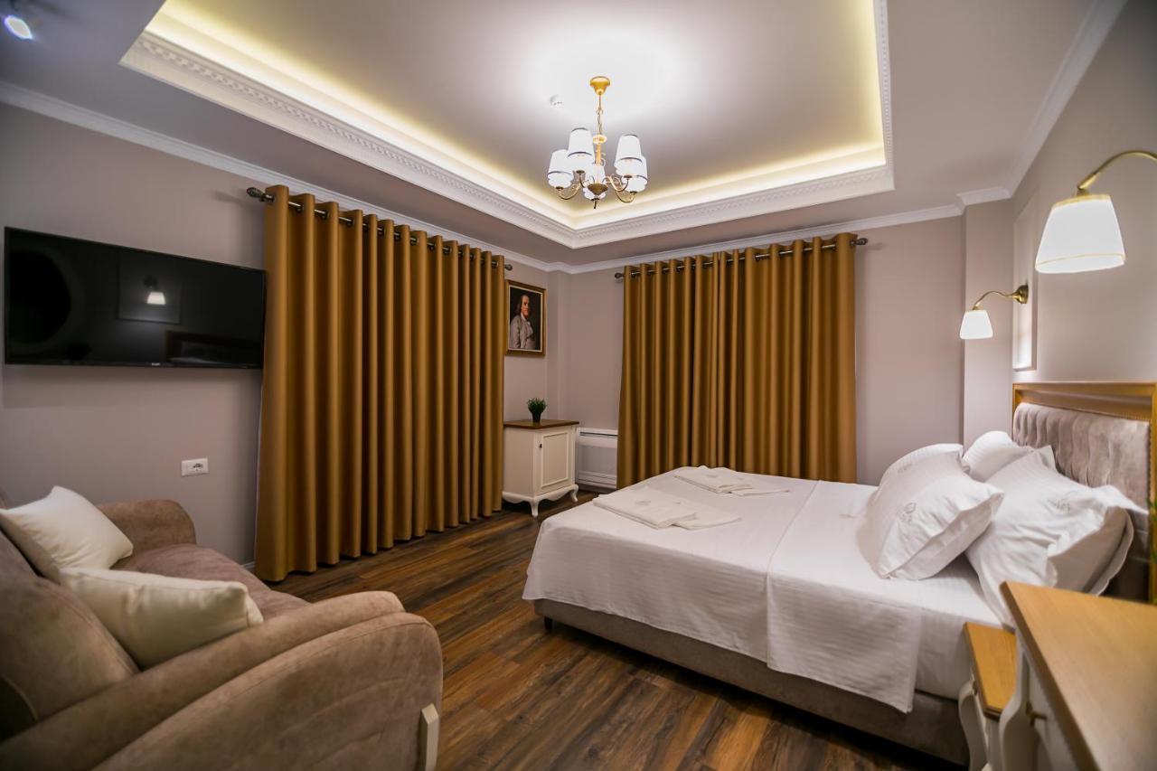 Legacy Boutique Hotel Korce Ngoại thất bức ảnh